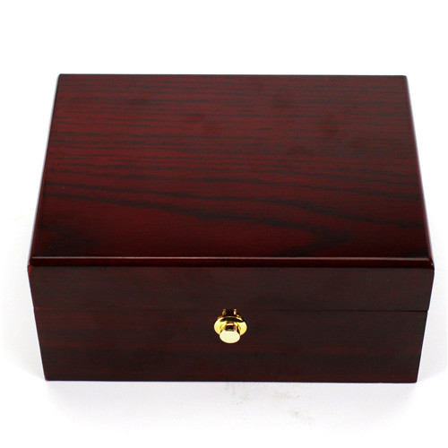 Custom Wooden Watch Red Gift Packaging Luxury Watch Boxes